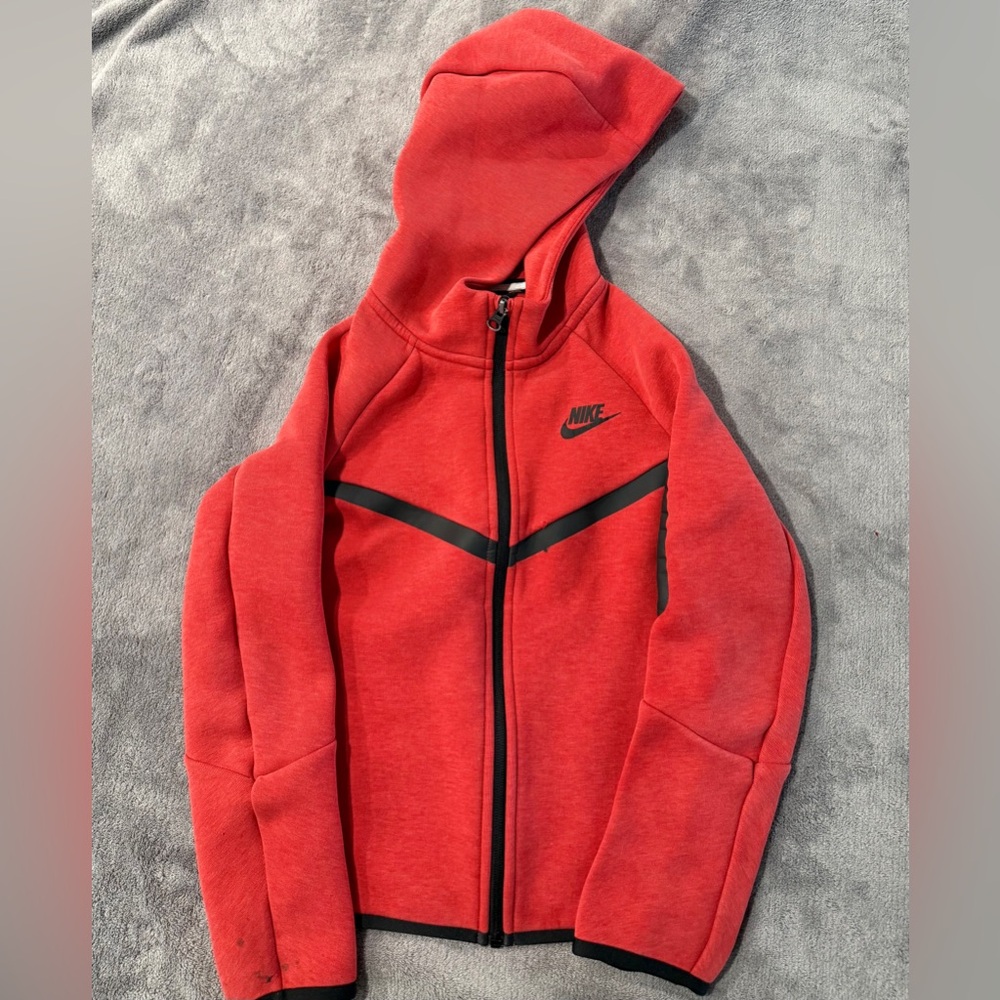 Nike Red Zip-Up Hoodie with Black Trim.Pre-Loved. Note circled flaw on  sleeve.